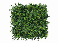 Botanischer Chic für die Wand: Detailgetreue Nachbildung einer Pflanzenwand mit Kunstpflanzen für ein stimmungsvolles Interieur