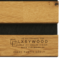 Akustikpaneele aus Massivholz - Natural oak acoustic panel with black felt insert and branded Lxrywood logo on wood surface
